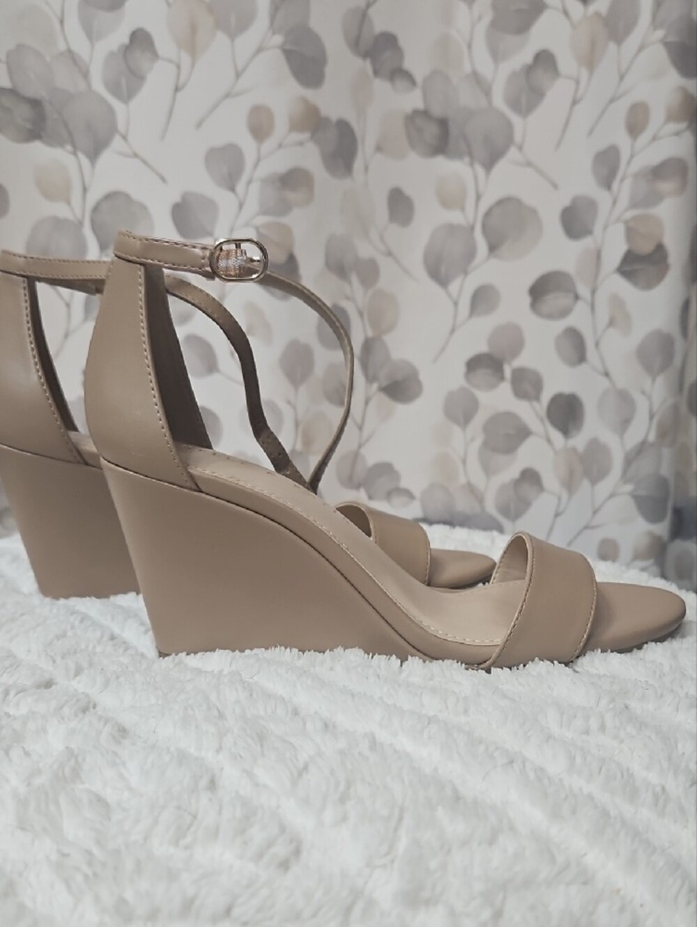 Women’s Tan Wedge Sandals with Ankle Strap - Picture 3 of 6